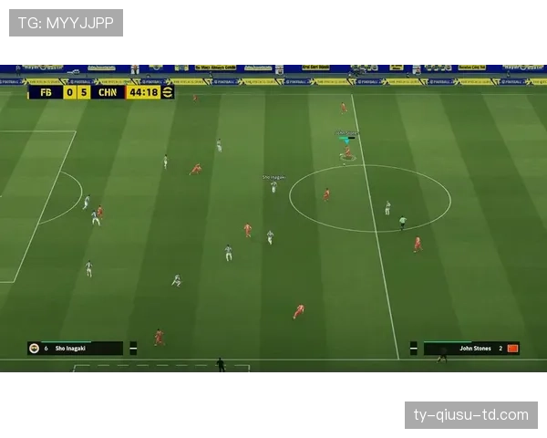 撕开禁区造射门，本赛季前锋伊布更偏支点型